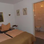 Gaestehaus Strobl Am *