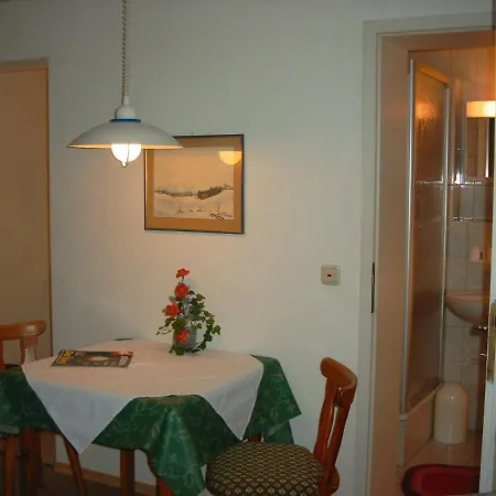 Gaestehaus Strobl Am