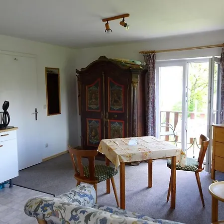 Daire Gaestehaus Strobl Am Gstadt am Chiemsee