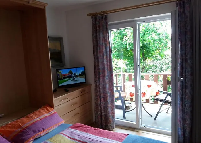 Gaestehaus Strobl Am * Gstadt am Chiemsee